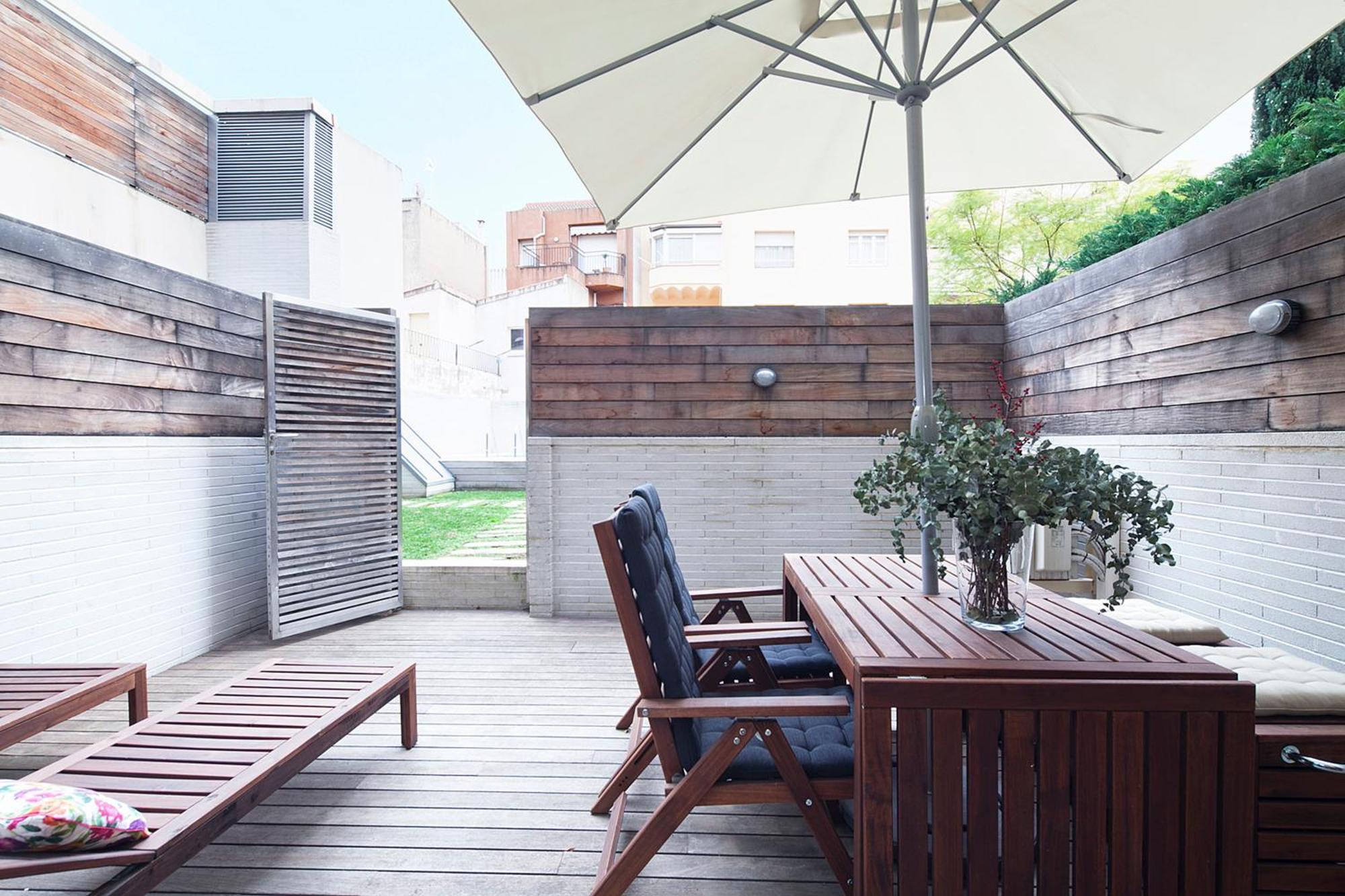 My Space Emirates - Splendid Apartment With Terrace And Pool Near Park Gueell บาร์เซโลนา ภายนอก รูปภาพ