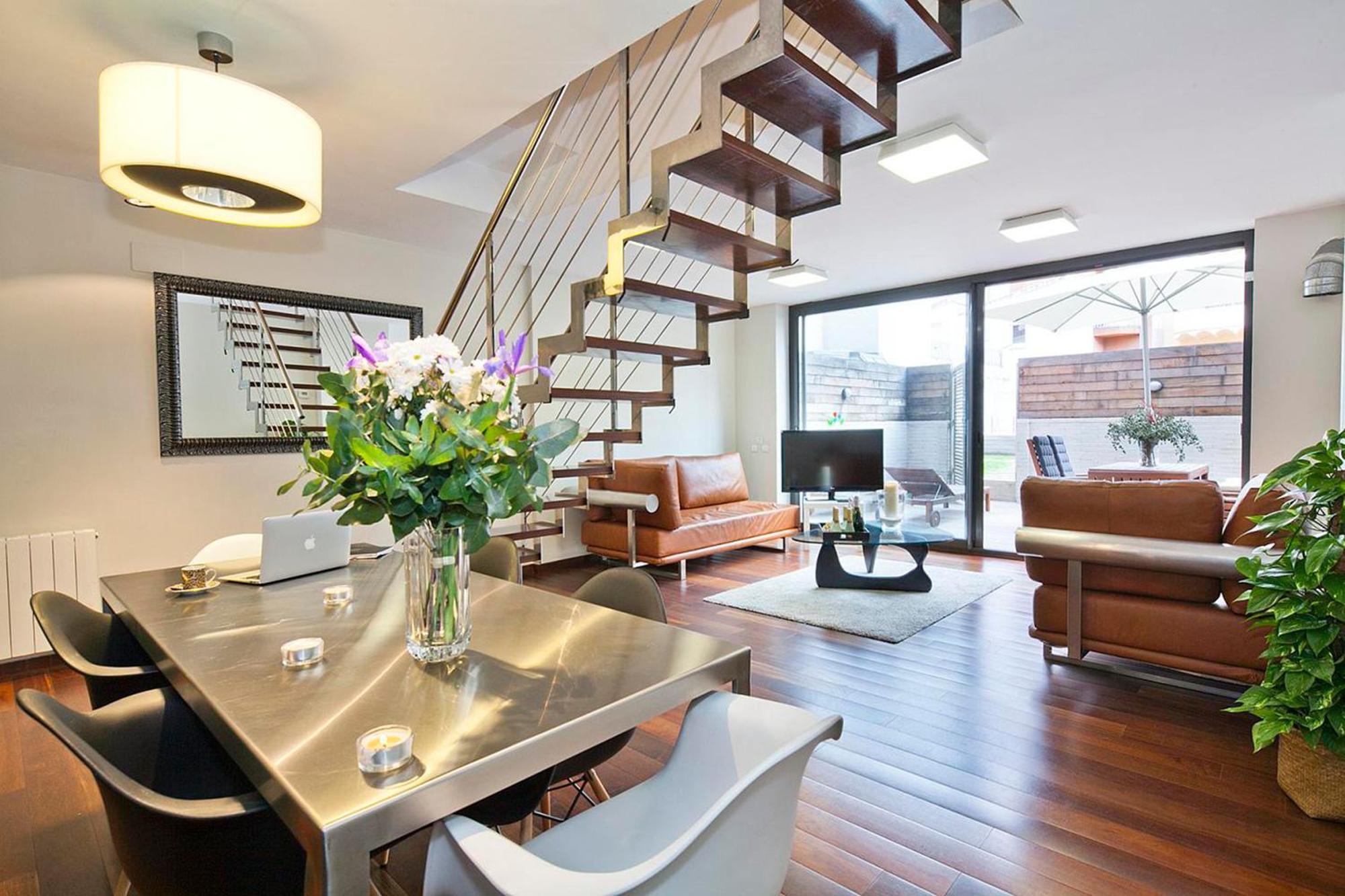My Space Emirates - Splendid Apartment With Terrace And Pool Near Park Gueell บาร์เซโลนา ภายนอก รูปภาพ