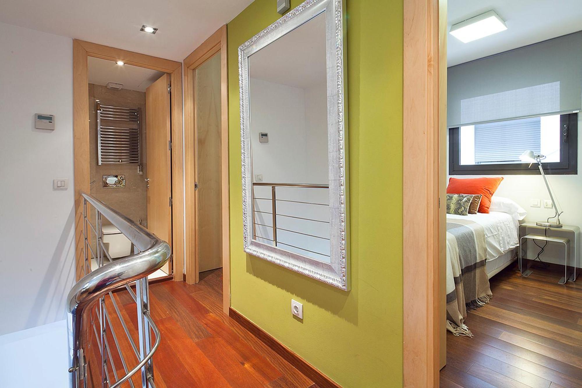 My Space Emirates - Splendid Apartment With Terrace And Pool Near Park Gueell บาร์เซโลนา ภายนอก รูปภาพ