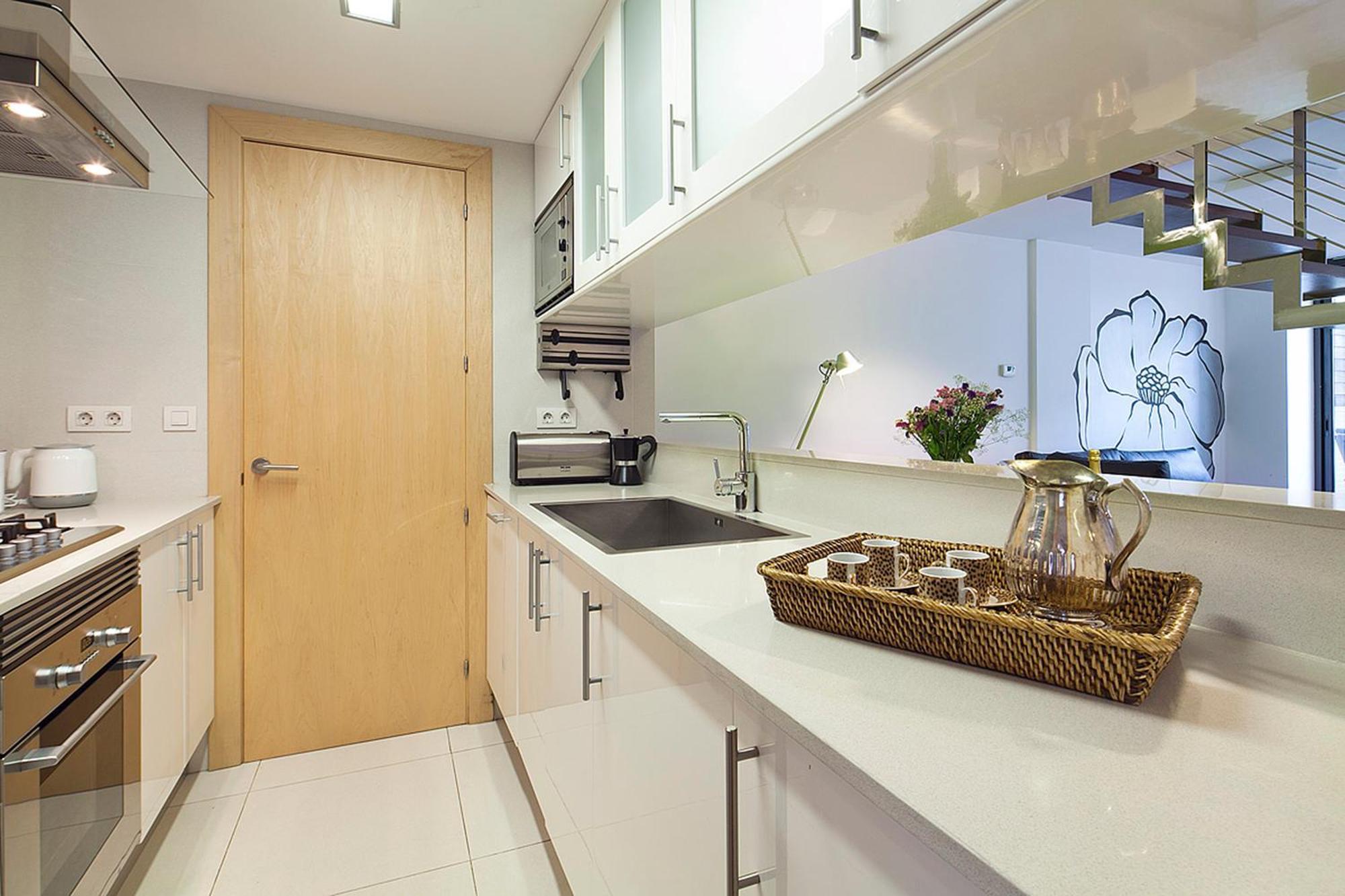 My Space Emirates - Splendid Apartment With Terrace And Pool Near Park Gueell บาร์เซโลนา ภายนอก รูปภาพ