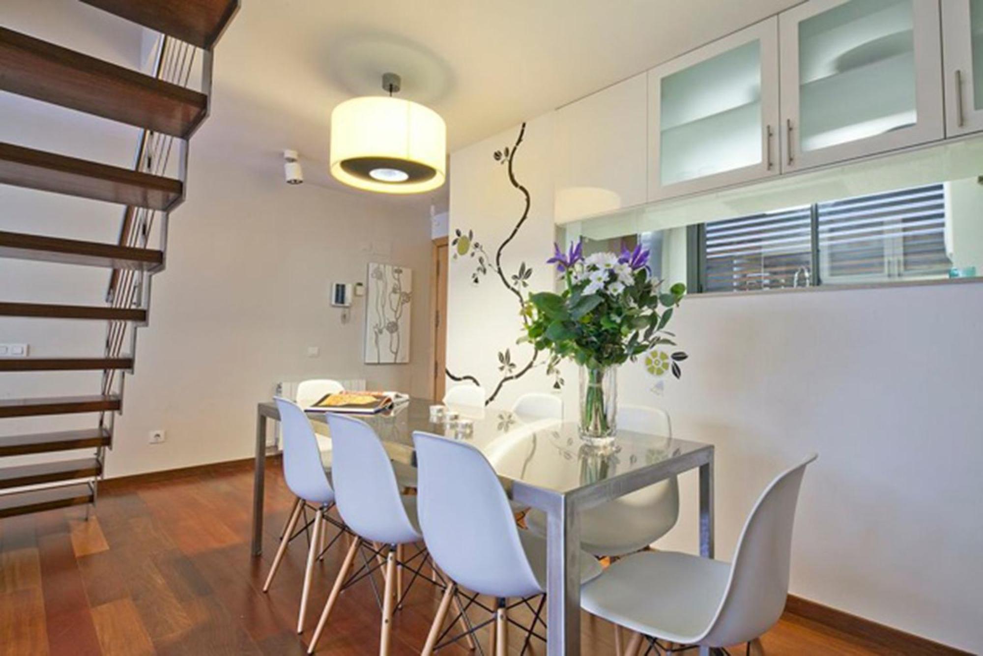 My Space Emirates - Splendid Apartment With Terrace And Pool Near Park Gueell บาร์เซโลนา ภายนอก รูปภาพ